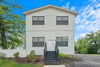 9771 W 143rd St, Orland Park, IL 60462