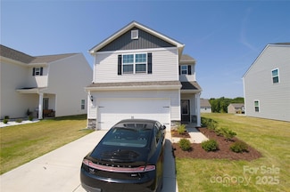 2210 Transatlantic Ave, Charlotte, NC 28215