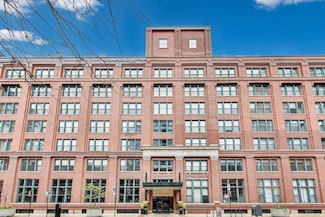 411 W Ontario St Unit 708, Chicago, IL 60654