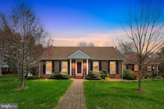 126 Crestwood Dr, Lansdale, PA 19446