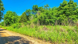 e 1080 Navaho Rd, Checotah, OK 74426