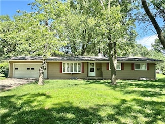 405 S Broadway St, Butler, MO 64730