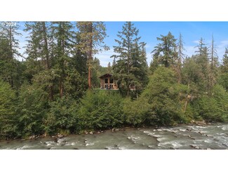 3610 Benton Rd, Hood River, OR 97031
