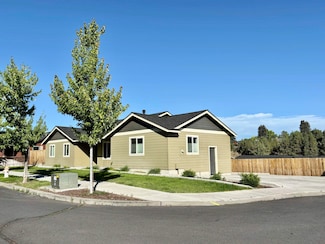 490 NE Brookstone Dr, Prineville, OR 97754