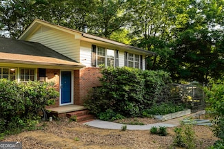 515 Forest Heights Dr, Athens, GA 30606