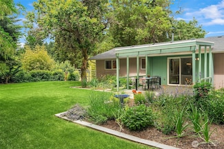 18304 Mclean Rd SW, Vashon, WA 98070