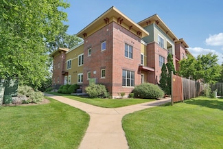 318 S Main St, Verona, WI 53593