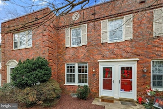 1400 S Barton St Unit 425, Arlington, VA 22204