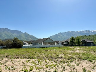 1058 E South Bench Dr Unit 3, South Weber, UT 84405