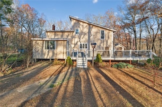 542 Main St, Hopkinton, RI 02833
