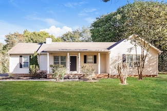 4930 Cloverhill Dr, Murfreesboro, TN 37128