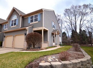 214 Dunridge Cir Unit 214, East Dundee, IL 60118