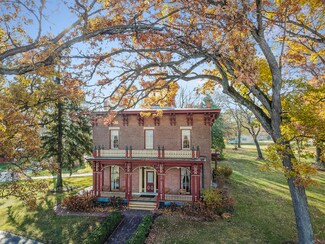 304 E Michigan St, New Carlisle, IN 46552