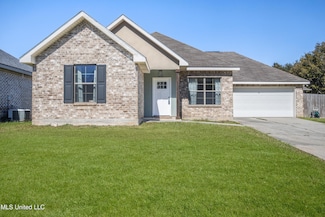 10298 English Manor Dr, Gulfport, MS 39503