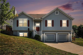 1316 NW 74th Terrace, Kansas City, MO 64118