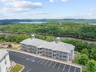 50 Ozark Vista Dr Unit F147, Kimberling City, MO 65686