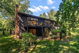 7044 Cascade Rd SE, Grand Rapids, MI 49546