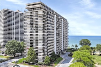 12550 Lake Ave Unit 1104, Lakewood, OH 44107