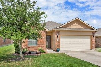 1303 Clegg St, Howe, TX 75459