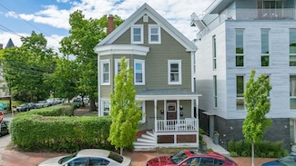 11 Moody St, Portland, ME 04101