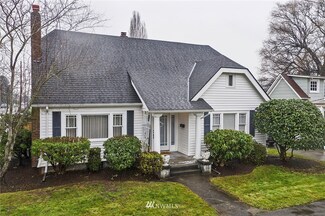 1003 Thompson St, Sumner, WA 98390