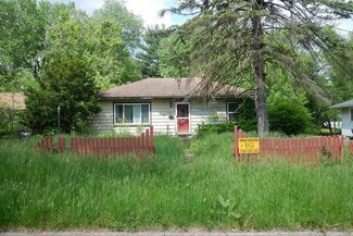 2921 Michael Ave, Kalamazoo, MI 49004