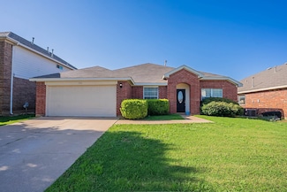 524 Richmond Park Ln, Fort Worth, TX 76140