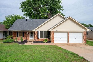 1813 Edgewood Dr, Edmond, OK 73013