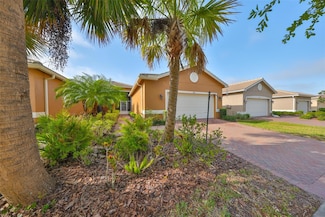 4961 Marble Springs Cir, Wimauma, FL 33598