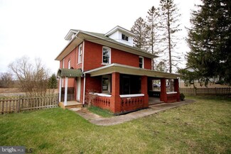 910 Clarence Rd, Clarence, PA 16829