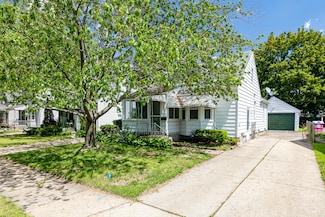 9576 Columbia, Redford, MI 48239