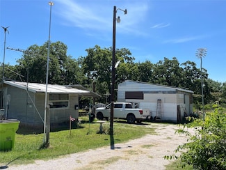 135 Belton St, Mc Dade, TX 78650