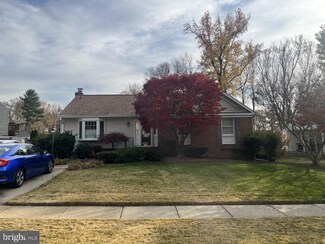 6928 Stoneybrooke Ln, Alexandria, VA 22306