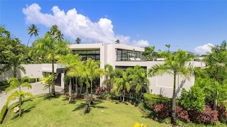 4 Golf View Dr, Dorado, PR 00646