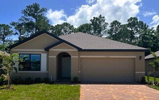 9663 Seaspray Dr, Fort Pierce, FL 34945
