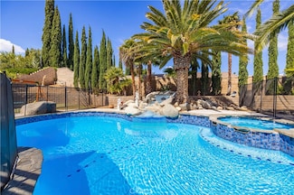 41305 Chestnut St, Palmdale, CA 93551