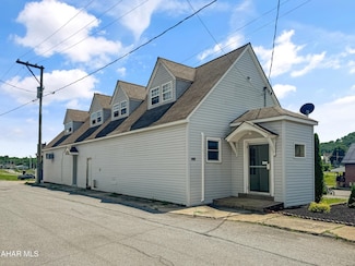 997 1st St, Nanty Glo, PA 15943
