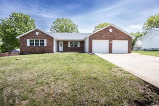 19758 Sugar Ln, Waynesville, MO 65583