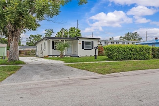 2465 16th Ave S, Saint Petersburg, FL 33712