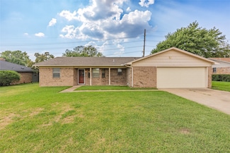 5708 Lynn St, Greenville, TX 75402
