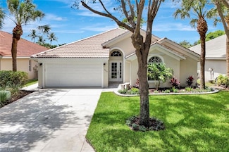 7052 Timberland Cir, Naples, FL 34109