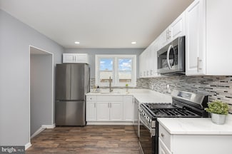 6202 Robin Hill Rd, Gwynn Oak, MD 21207