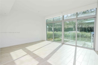 1600 SW 1st Ave Unit TH-07, Miami, FL 33129
