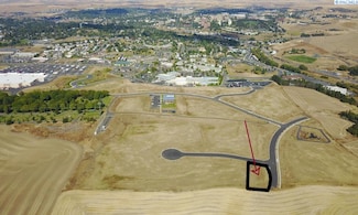 2035 SE Grande Ronde Ct, Pullman, WA 99163