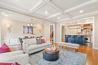 273 Beacon St Unit 3, Boston, MA 02116