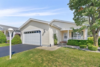 115 Hunter Ct, Grayslake, IL 60030