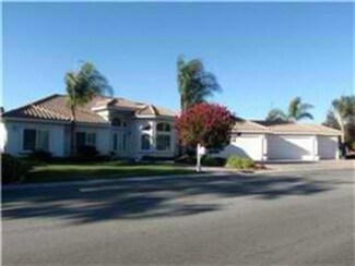 1515 S Ridgemark Dr, Hollister, CA 95023