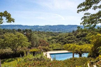 737 Westridge Dr, Portola Valley, CA 94028