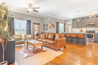 3303 Gallatin Pike Unit 204, Nashville, TN 37216