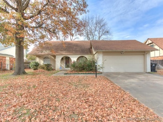 1204 S Oak Ave, Broken Arrow, OK 74012